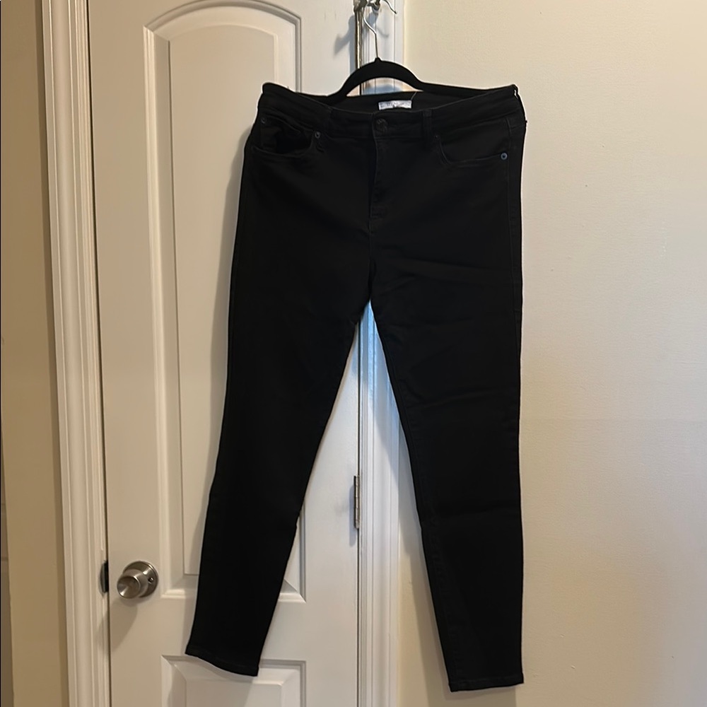 Black Skinny Jeans